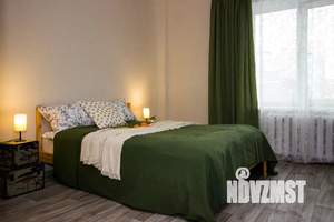 3-к квартира, посуточно, 64м2, 4/4 этаж