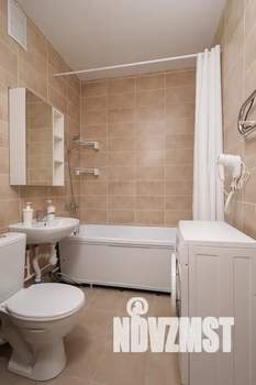 1-к квартира, посуточно, 33м2, 17/24 этаж