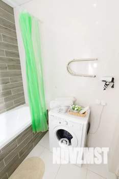 Студия квартира, посуточно, 27м2, 2/9 этаж