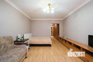 Студия квартира, посуточно, 35м2, 14/14 этаж