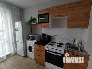 Студия квартира, посуточно, 32м2, 10/12 этаж