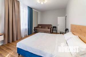 1-к квартира, посуточно, 42м2, 7/11 этаж