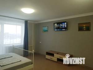 Студия квартира, посуточно, 32м2, 6/10 этаж