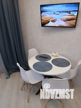 1-к квартира, посуточно, 42м2, 2/17 этаж