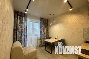 1-к квартира, посуточно, 40м2, 2/18 этаж