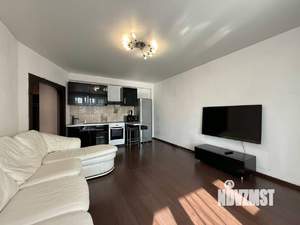 1-к квартира, посуточно, 60м2, 1/1 этаж