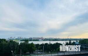 Студия квартира, посуточно, 35м2, 4/8 этаж