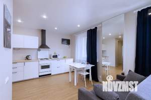 Студия квартира, посуточно, 42м2, 4/25 этаж