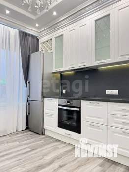 3-к квартира, на длительный срок, 110м2, 2/8 этаж