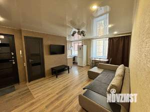 2-к квартира, посуточно, 45м2, 4/9 этаж