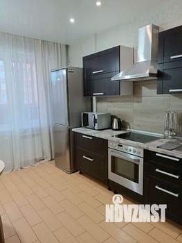 1-к квартира, посуточно, 40м2, 5/19 этаж