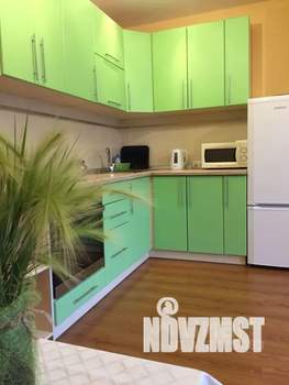 1-к квартира, посуточно, 35м2, 2/16 этаж