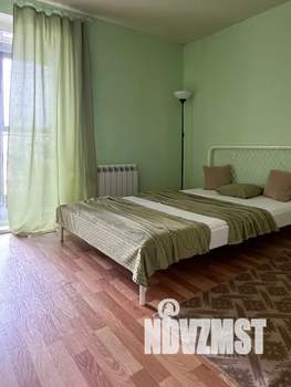 Студия квартира, посуточно, 30м2, 11/18 этаж