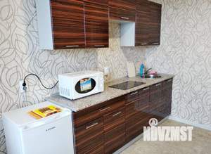 1-к квартира, посуточно, 43м2, 1/1 этаж