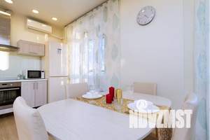 2-к квартира, посуточно, 67м2, 23/25 этаж