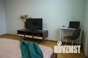 2-к квартира, посуточно, 47м2, 8/24 этаж