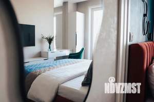 1-к квартира, посуточно, 40м2, 23/25 этаж