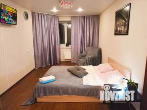 1-к квартира, посуточно, 38м2, 4/10 этаж