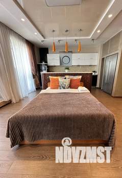 1-к квартира, посуточно, 43м2, 1/1 этаж