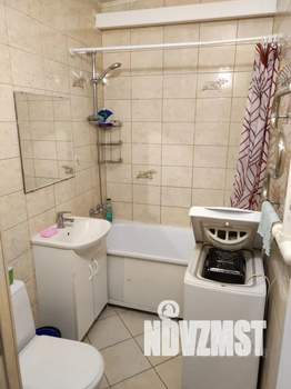 Студия квартира, посуточно, 38м2, 9/10 этаж