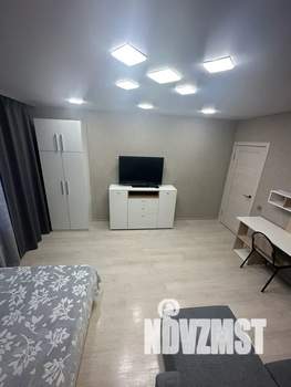 1-к квартира, посуточно, 40м2, 6/25 этаж