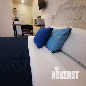 Студия квартира, посуточно, 23м2, 1/18 этаж