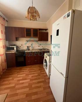 1-к квартира, на длительный срок, 40м2, 8/10 этаж