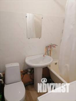 Студия квартира, посуточно, 44м2, 3/5 этаж