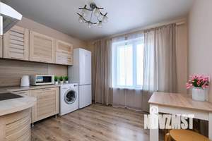 2-к квартира, посуточно, 65м2, 11/18 этаж