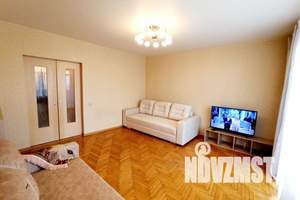 2-к квартира, посуточно, 58м2, 6/10 этаж