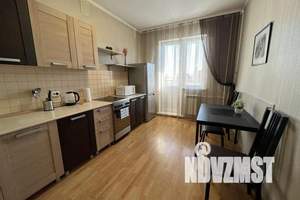 1-к квартира, посуточно, 40м2, 2/17 этаж