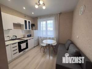 1-к квартира, посуточно, 40м2, 22/25 этаж