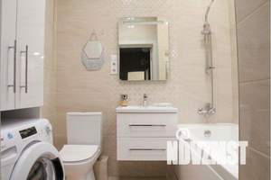 2-к квартира, посуточно, 42м2, 16/20 этаж