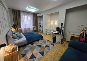 4-к квартира, на длительный срок, 196м2, 6/9 этаж