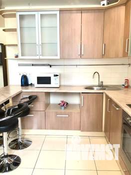 3-к квартира, посуточно, 80м2, 2/10 этаж