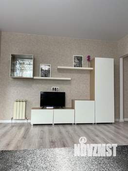 Студия квартира, на длительный срок, 35м2, 17/18 этаж