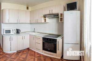 1-к квартира, посуточно, 38м2, 11/16 этаж