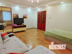 1-к квартира, посуточно, 47м2, 2/10 этаж