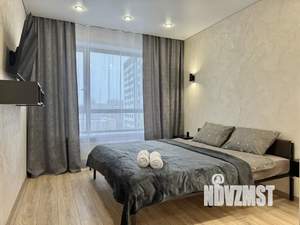 1-к квартира, посуточно, 64м2, 11/25 этаж