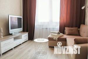 2-к квартира, посуточно, 42м2, 16/20 этаж