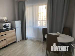 1-к квартира, посуточно, 39м2, 17/18 этаж