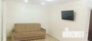 2-к квартира, посуточно, 46м2, 2/5 этаж