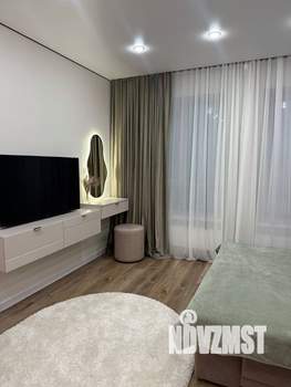 Студия квартира, посуточно, 29м2, 17/18 этаж