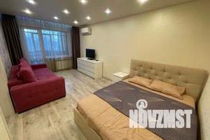 1-к квартира, посуточно, 40м2, 3/9 этаж