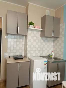 Студия квартира, посуточно, 27м2, 5/10 этаж