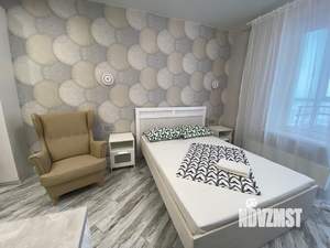 Студия квартира, посуточно, 34м2, 13/25 этаж