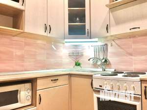 Студия квартира, посуточно, 32м2, 1/5 этаж