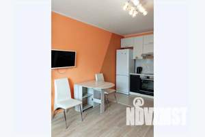 2-к квартира, посуточно, 38м2, 5/18 этаж