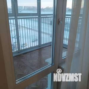 1-к квартира, посуточно, 38м2, 7/17 этаж