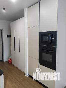 Студия квартира, посуточно, 35м2, 10/25 этаж